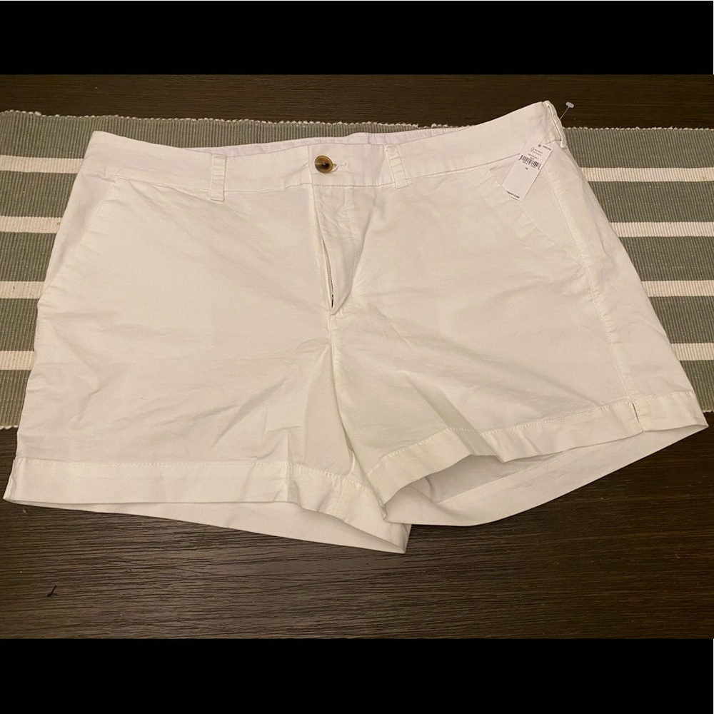 Old Navy white shorts